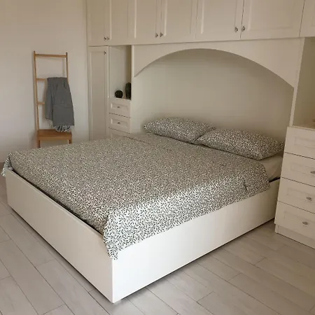 Casa Alice アパート ジャルディーニ・ナクソス